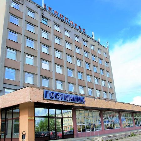 Belomorje Hotel Kandalaksja Exteriör bild